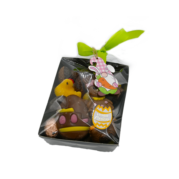 Paasbakje met vrolijke paashanger